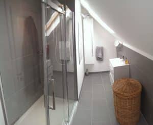 bathroom/shower